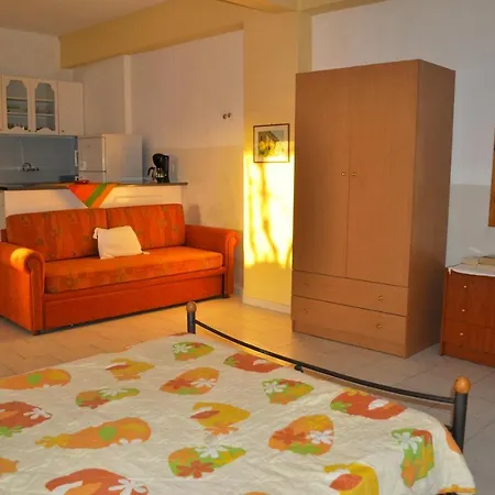Tonia With Sea View And Garden - Beach, Corfu Apartment *